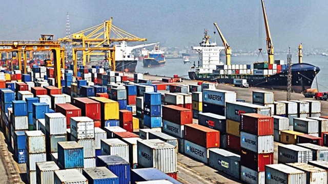 টানা ৩ মাস রপ্তানি আয় নিম্নমুখী, অক্টোবরে কমলো ৭.৪৩ শতাংশ