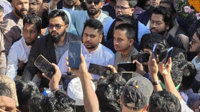 গণঅভ্যুত্থানের নেতৃত্বকে লক্ষ্য করে হত্যার চেষ্টা চলছে : নাহিদ ইসলাম