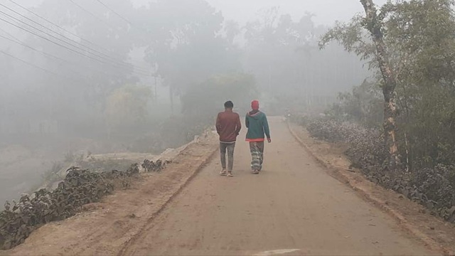 কমছে না শৈত্যপ্রবাহ ও ঘন কুয়াশা, ব্যাহত হতে পারে সড়ক-নৌ-বিমান চলাচ