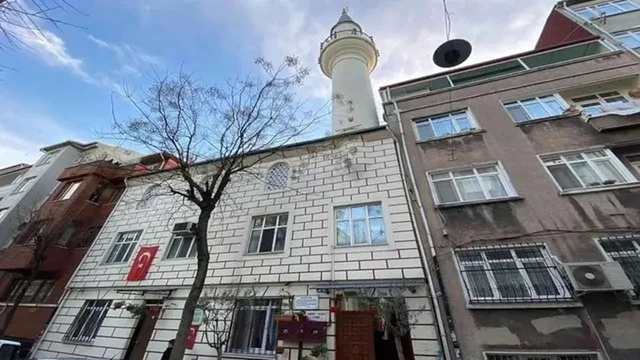 ‘মনে করো খেয়ে ফেলেছি’: অদ্ভুত নামের এই মসজিদ নির্মিত হয়েছে যেভাবে