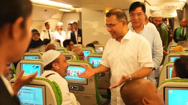 আগামী বছর থেকে হজের খরচ আরও কমানোর আশ্বাস প্রধানমন্ত্রীর