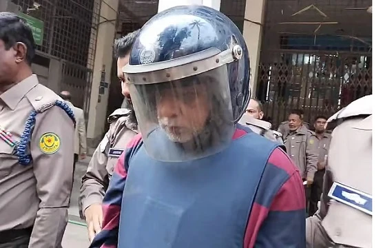 গৃহকর্মী নির্যাতন মামলায় জামিন পেলেন বিমানের সাবেক এমডি সাফিকুর